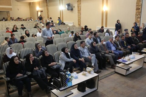 برگزاری مراسم روز جهانی آگاه‌سازی اتیسم در سنندج