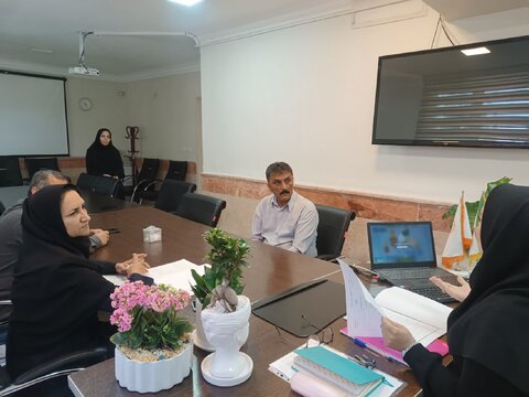نظرآباد | رئیس بهزیستی شهرستان نظرآباد با مسئولین مراکز ترک اعتیاد دیدار و گفتگو کرد