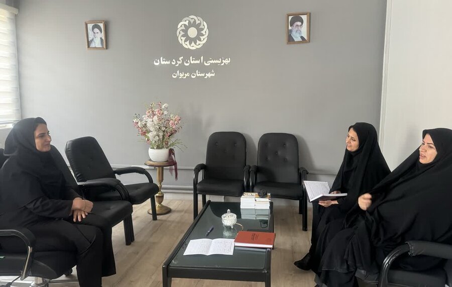 مریوان | جلسه هماهنگی اجرای برنامه های دهه کرامت و گرامیداشت شهدای زنان اهل سنت