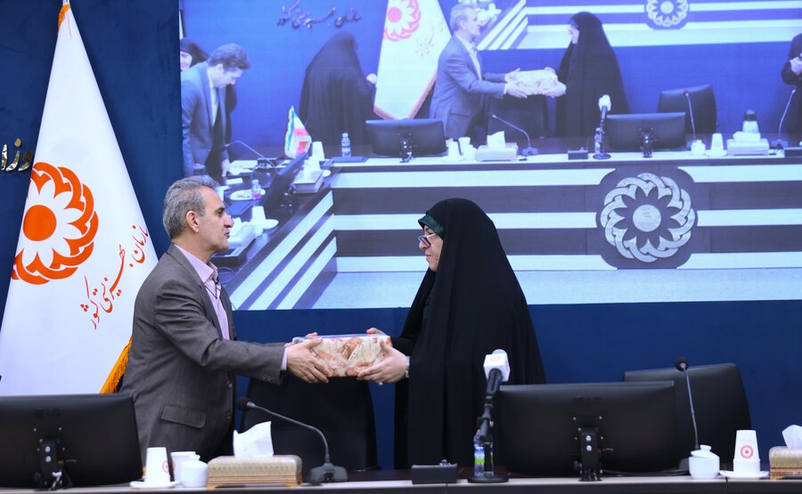 نشست معاونت سلامت اجتماعی با مدیران بنیاد شهید