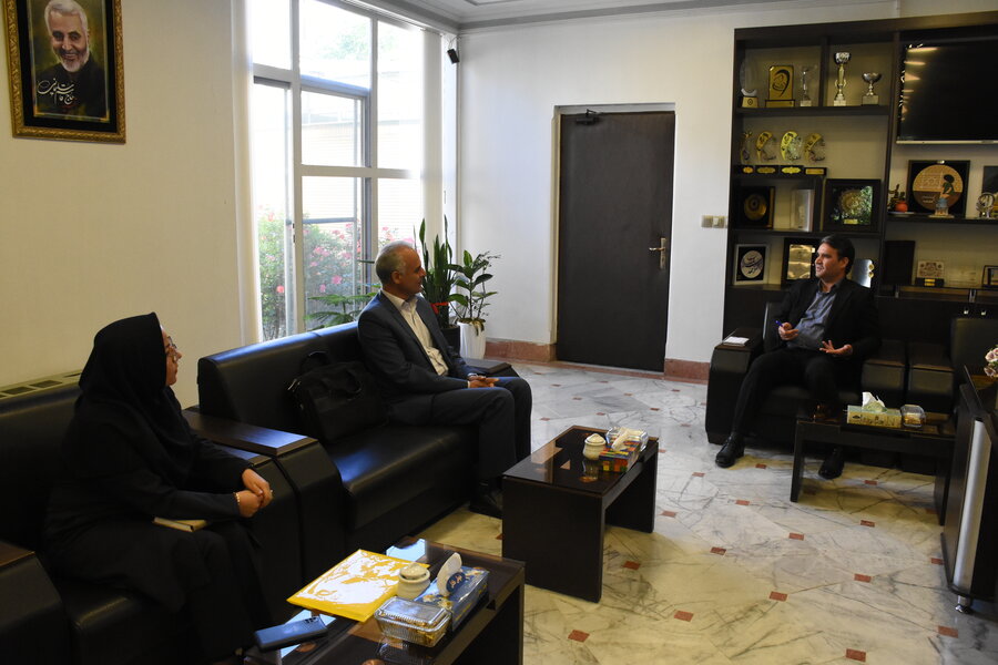 دیدار مدیرکل بهزیستی خراسان رضوی با فرماندار شهرستان زبرخان 