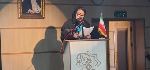 نشست تخصصی جمعیت همیاران سلامت روان اجتماعی  استان تهران برای بررسی چالش‌ها و توسعه گروه‌های همیار برگزار شد