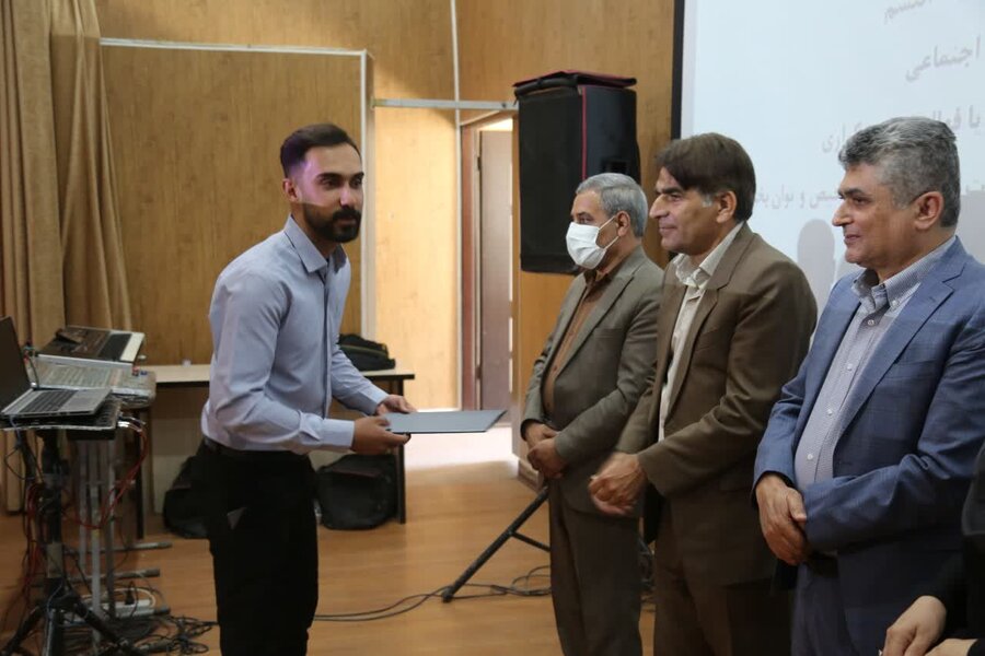 برگزاری مراسم روز جهانی آگاهسازی اتیسم در سنندج