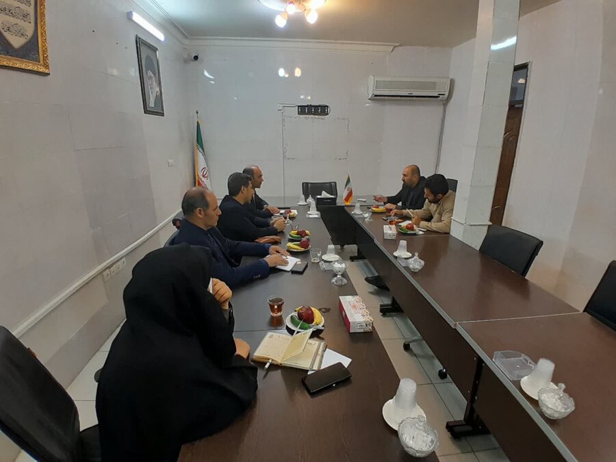 دیدار مدیران بهزیستی قم با مدیر کل ستاد اجرایی فرمان حضرت امام(ره) استان قم