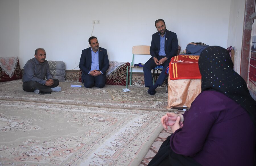 دیدار مدیرکل بهزیستی با مددجویان شهرستان سنقروکلیایی