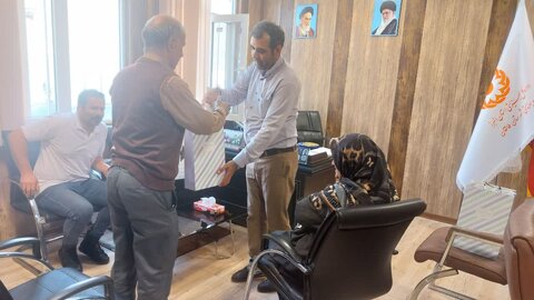 تقدیر رئیس اداره بهزیستی شهرستان طالقان از همکاران