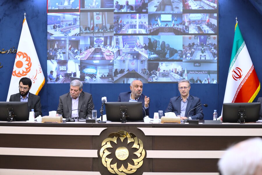 نشست تخصصی وزیر تعاون کار و رفاه اجتماعی با سازمان بهزیستی کشور