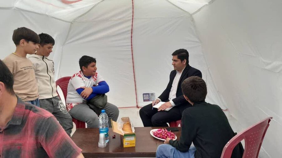 دیواندره | حضور کارشناسان اورژانس اجتماعی و پیشگیری اداره بهزیستی در برنامه هلال احمر