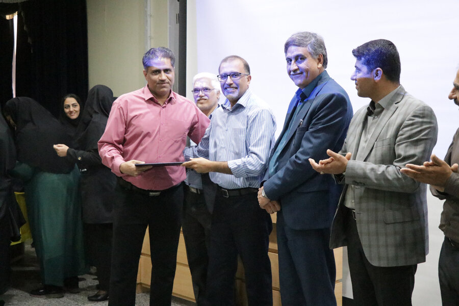 نشست هم اندیشی معاونت توسعه منابع بهزیستی با کارکنان بهزیستی استان کرمان