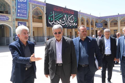بازدید رئیس سازمان بهزیستی از مرکز امداد اجتماعی بهزیستی فارس در حرم حضرت احمد بن موسی (ع)