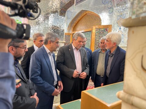 بازدید رئیس سازمان بهزیستی کشور از محل مناسب سازی شده ویژه افراد دارای معلولیت در حرم مطهر حضرت احمد بن موسی شاهچراغ علیه السلام 