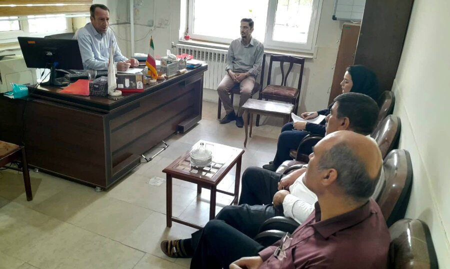 جلسه هماهنگی برنامه های هفته کار و کارگر در بهزیستی شهرستان میاندوآب