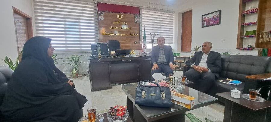 سرپرست بهزیستی استان گلستان با فرماندار شهرستان مینودشت دیدار کرد.