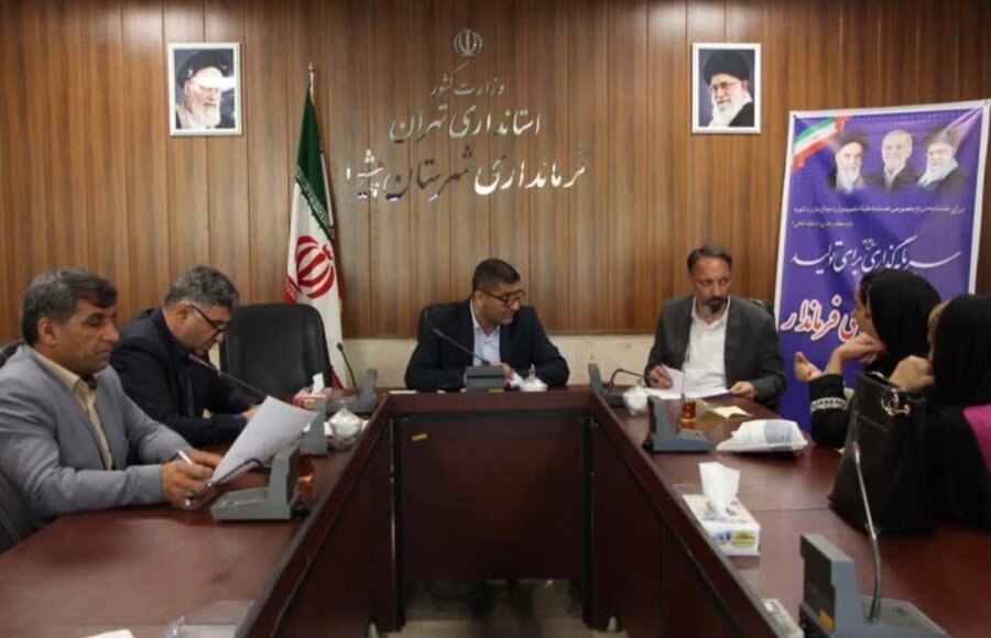 پیشوا | ملاقات مردمی با جامعه هدف در فرمانداری شهرستان