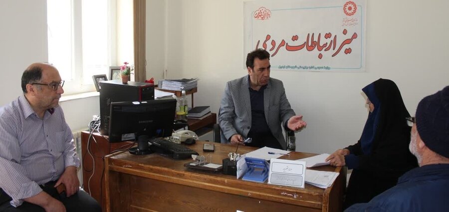 اردبیل |برپایی میز خدمت در اداره بهزیستی شهرستان اردبیل