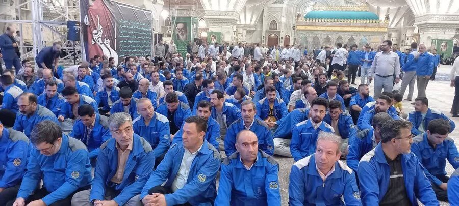شهرستان تهران| آئین تجدید میثاق جامعه کار و تولید با آرمان‌های امام راحل در حرم امام خمینی (ره) برگزار شد