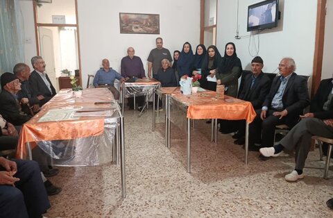 بازدید کارشناسان بهزیستی استان از مراکز سالمندان