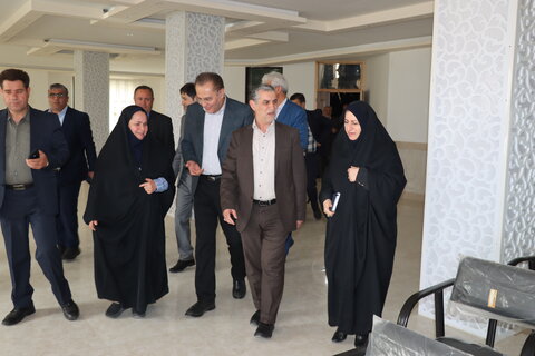 گزارش تصویری| بازدید مسئولان از کانتینر های کلینیک سیار خیریه نورآوران سلامت در شهرستان نمین