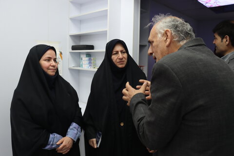 گزارش تصویری| بازدید مسئولان از کانتینر های کلینیک سیار خیریه نورآوران سلامت در شهرستان نمین