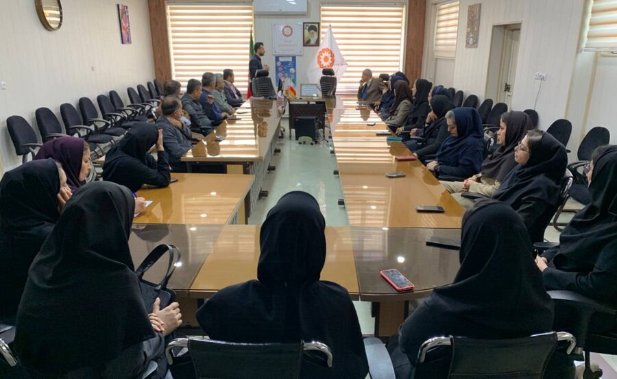 برگزاری دوره آموزشی با محوریت مصرف نمک و نقش آن در سلامت جسمی در مهاباد