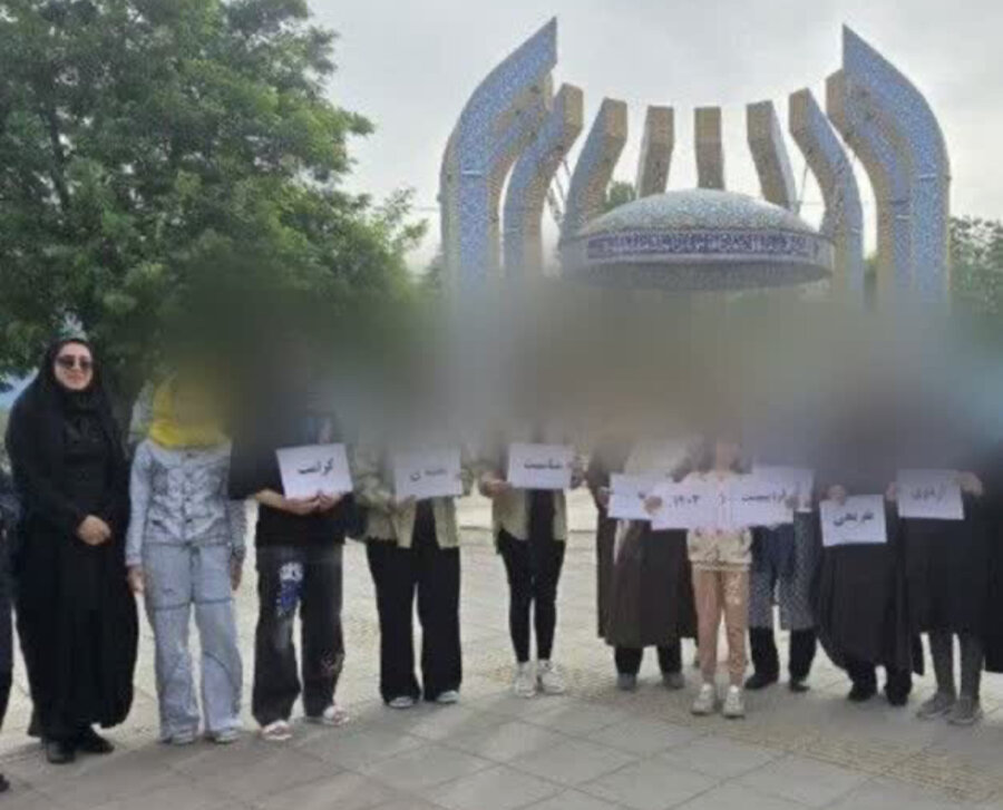 چهارباغ | اعزام دختران جامعه هدف به اردو یک روزه قم و کاشان 