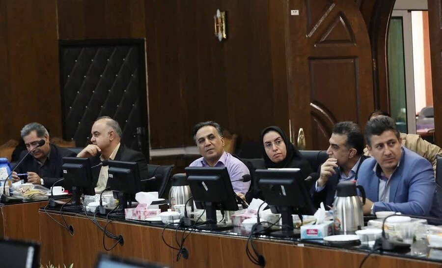 شهرستان تهران| برگزاری اولین جلسه شورای اداری در فرمانداری تهران