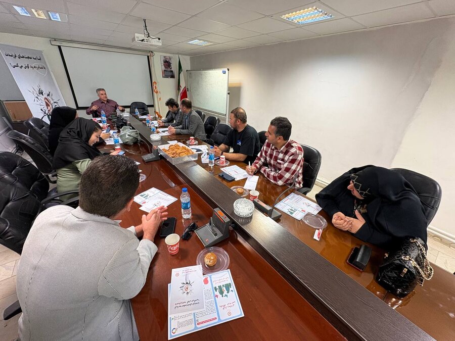 شنیدن فعالانه، کلید تربیت فرزندان سالم است