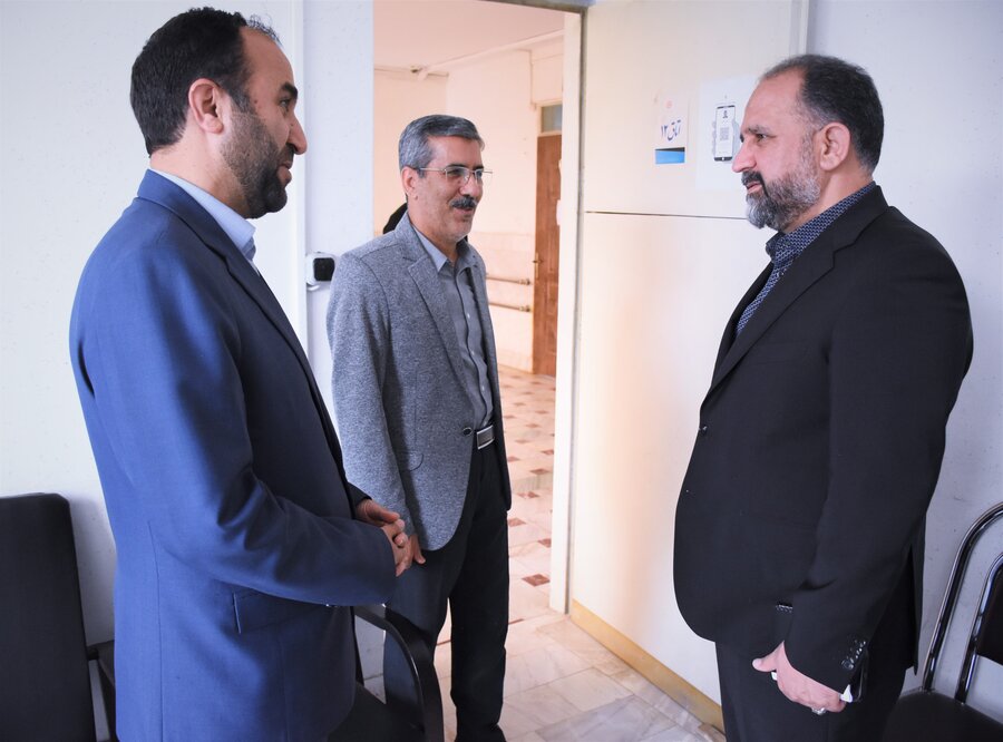 بازدید دکتر خانپور (استانداری) از بهزیستی استان کرمانشاه