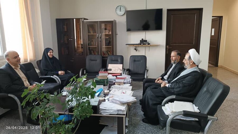 شهرستان تهران| دیدار مدیر بهزیستی شهرستان تهران با رئیس مجتمع قضایی ۴۵ حسبی