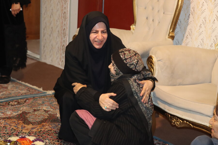 بازدید مدیرکل بهزیستی اردبیل از "خانه حمایتی سالمندان مانا حضور" در شهرستان نمین