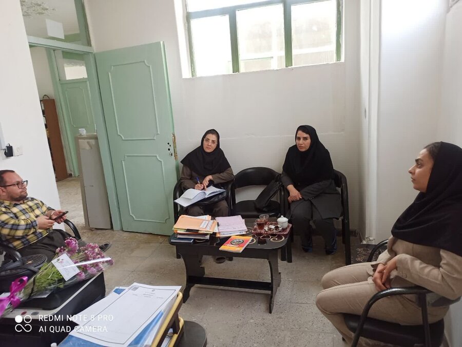 سنندج | بازدید معاون توانبخشی بهزیستی کردستان از مرکز پیش مهارتی ـ پیش حرفه ای سایدا 