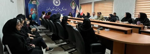 مراسم گرامیداشت روز مشاور و روانشناس در بهزیستی ساوجبلاغ برگزار شد