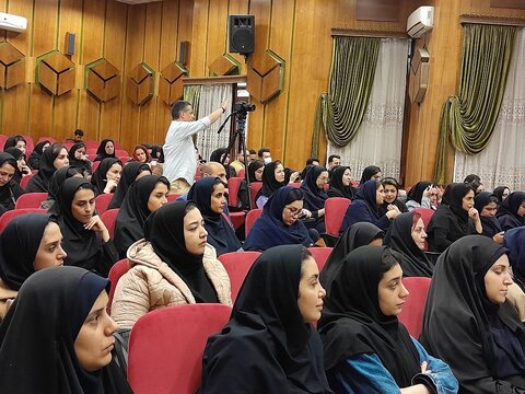 همایش بزرگداشت روز مشاور و روانشناس برگزار شد