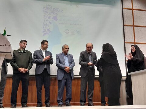 همایش بزرگداشت روز مشاور و روانشناس برگزار شد