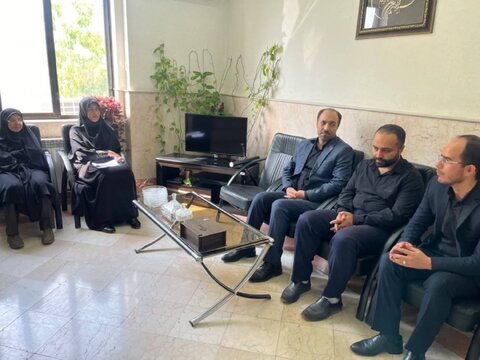 دماوند | دیدار صمیمانه رئیس اداره کتابخانه های عمومی شهرستان دماوند با رئیس اداره بهزیستی
