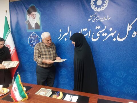 برگزاری نشست صمیمانه مدیرکل بهزیستی البرز با کارگران این سازمان بمناسبت روز کارگر