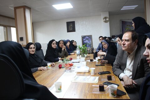 گزارش تصویری | مدیرکل بهزیستی استان البرز به مناسبت روز روانشناس و مشاور در مرکز ۱۴۸۰ حضور پیدا کرد