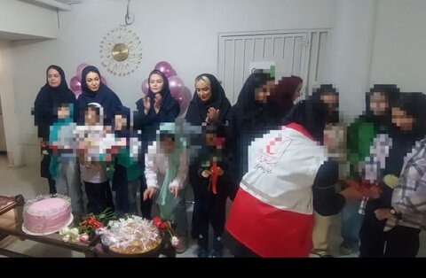 جشن روز دختر در مرکز نگهداری شبانه‌روزی حضرت فاطمه (س) برگزار شد