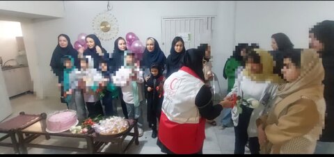 جشن روز دختر در مرکز نگهداری شبانه‌روزی حضرت فاطمه (س) برگزار شد