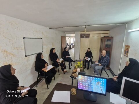 بازدید تیمی کارشناسان بهزیستی شهرستان نظرآباد از دو مرکز مثبت زندگی