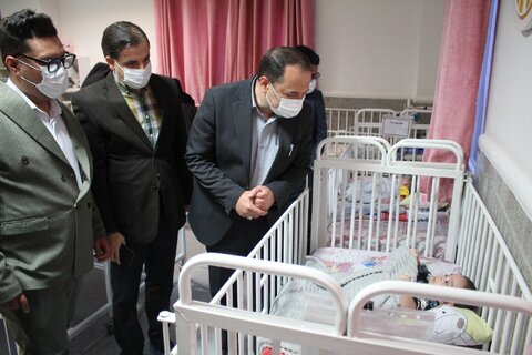 گزارش تصویری | مسئولین و مدیران کشور و استان از شیرخوارگاه امام علی(ع) بازدید کردند