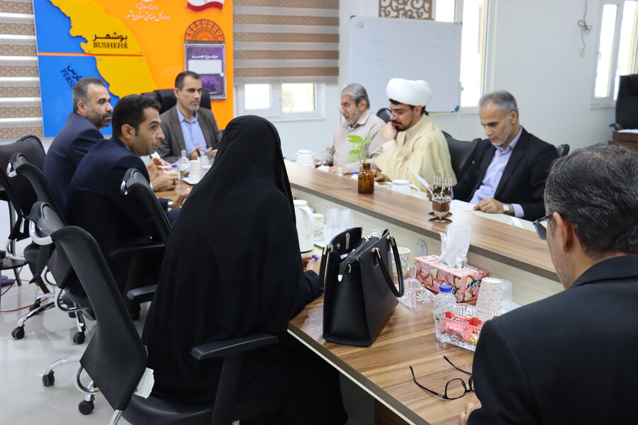 نخستین جلسه شورای فرهنگی و اقامه نماز بهزیستی استان بوشهر در سال جاری برگزار شد/ لزوم تدوین سند راهبردی فرهنگی سال جاری تأکید شد.