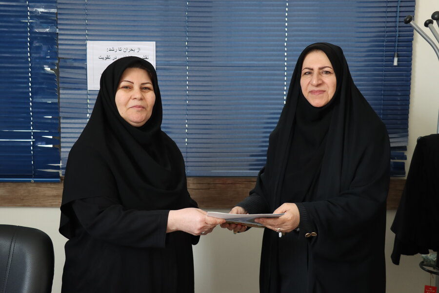 تجلیل مدیرکل بهزیستی استان از روانشناسان و مشاوران بهزیستی شهرستان اردبیل