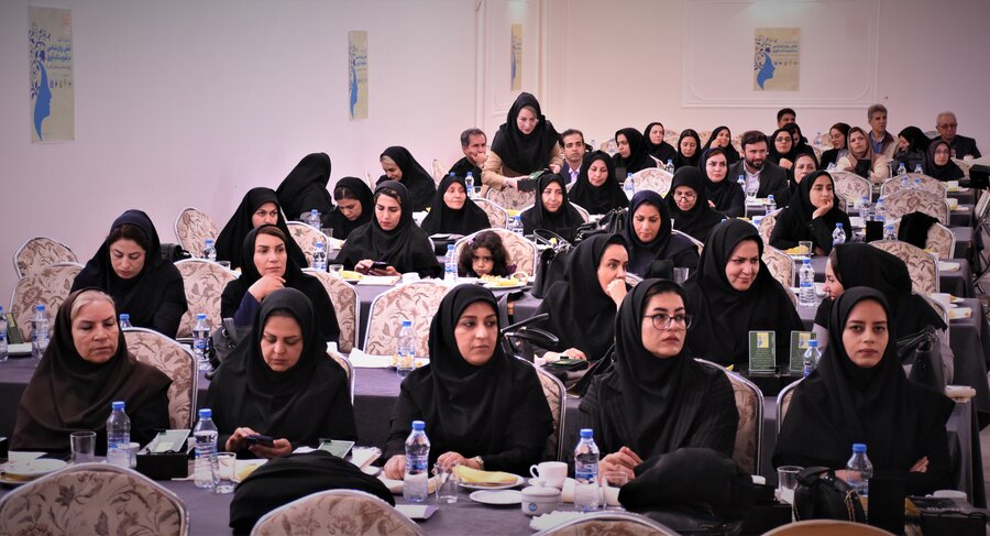 روز روانشناس و مشاور - 1404 روز روانشناس و مشاور - 1404