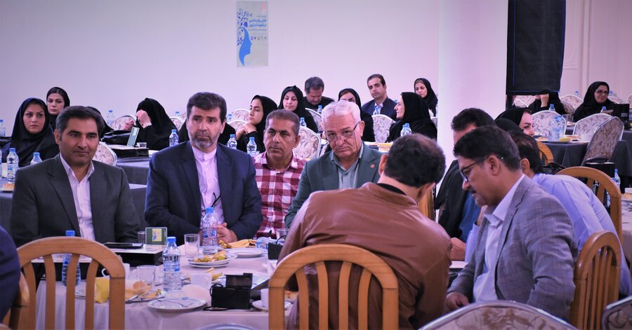 روز روانشناس و مشاور - 1404 روز روانشناس و مشاور - 1404