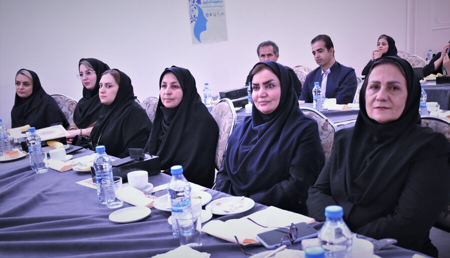 روز روانشناس و مشاور - 1404 روز روانشناس و مشاور - 1404