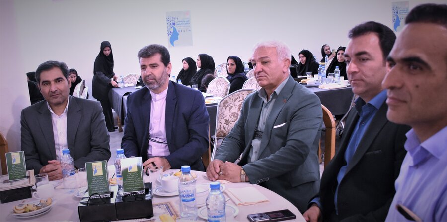 روز روانشناس و مشاور - 1404 روز روانشناس و مشاور - 1404