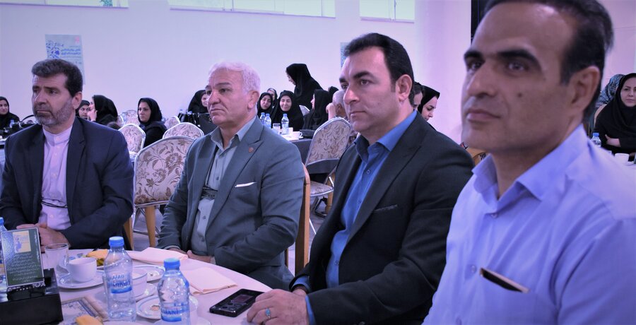 روز روانشناس و مشاور - 1404 روز روانشناس و مشاور - 1404