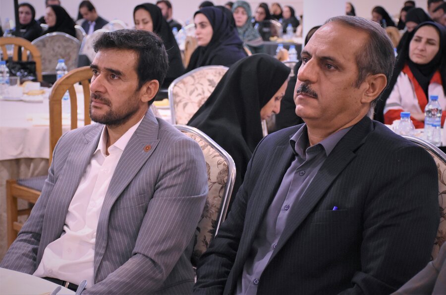 روز روانشناس و مشاور - 1404 روز روانشناس و مشاور - 1404