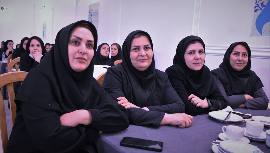 روز روانشناس و مشاور - 1404 روز روانشناس و مشاور - 1404